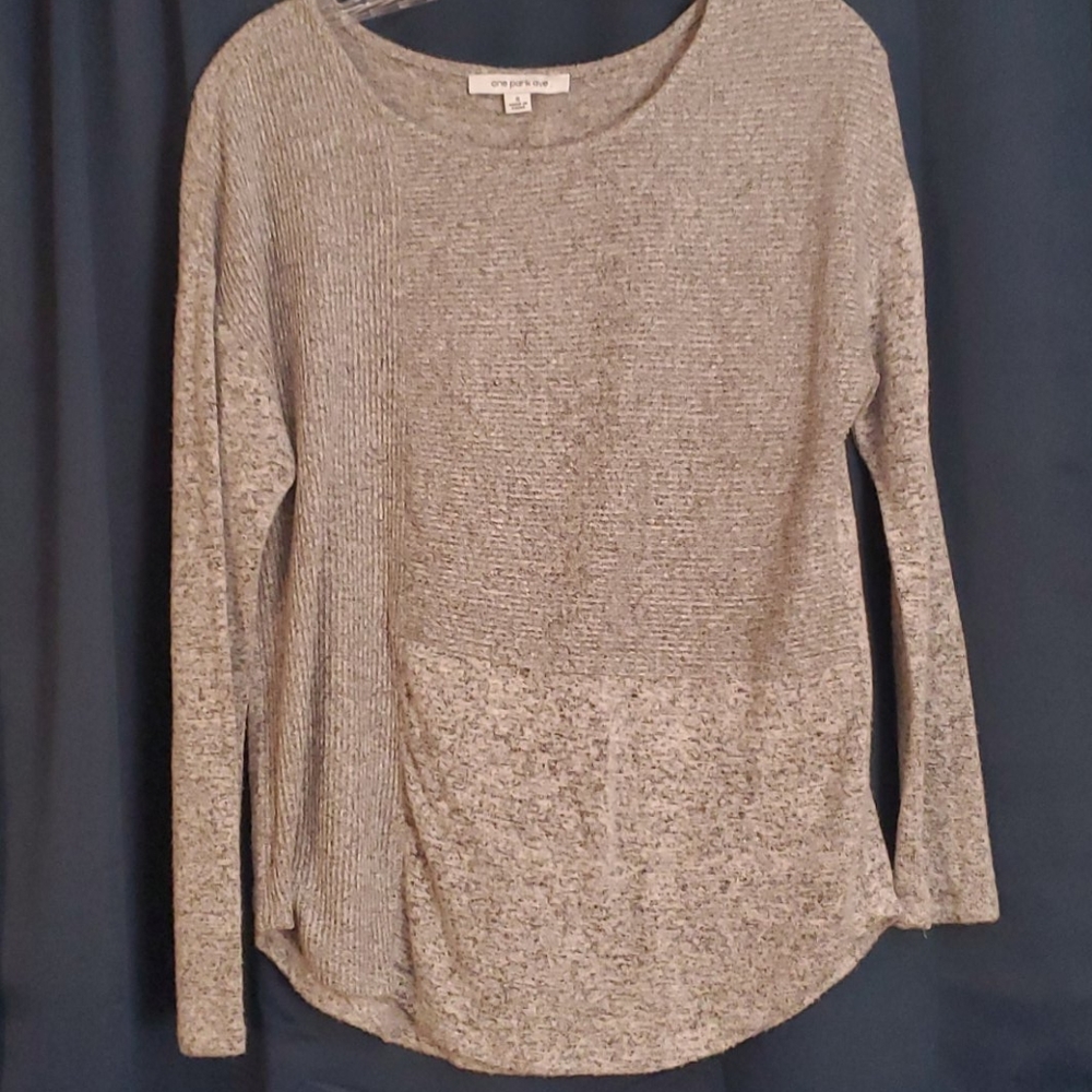 Long sleeve top